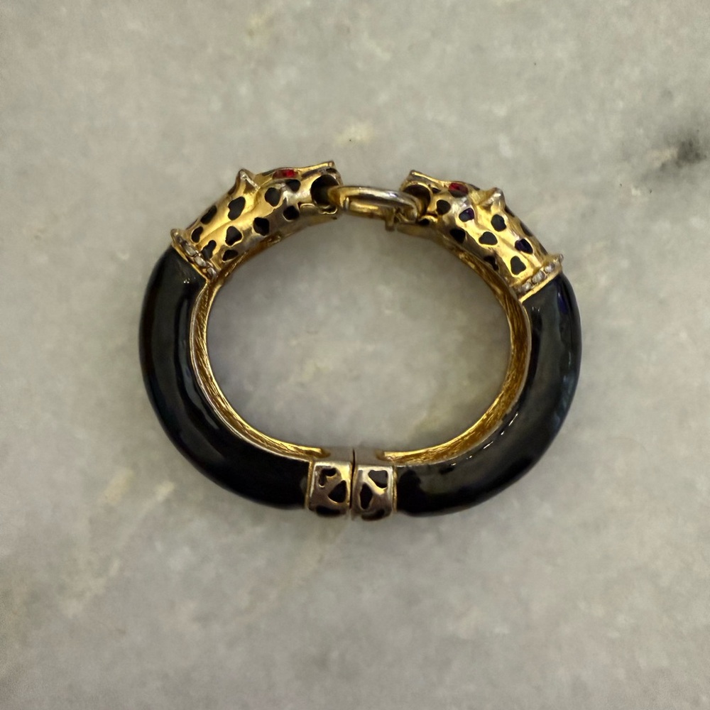 Bracelets - Picture 8 of 10